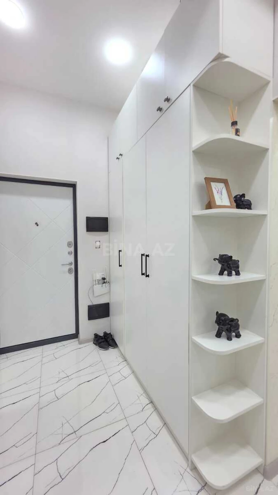 Satılır 2 otaqlı mənzil 60 m²