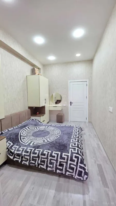 Satılır 2 otaqlı mənzil 60 m²