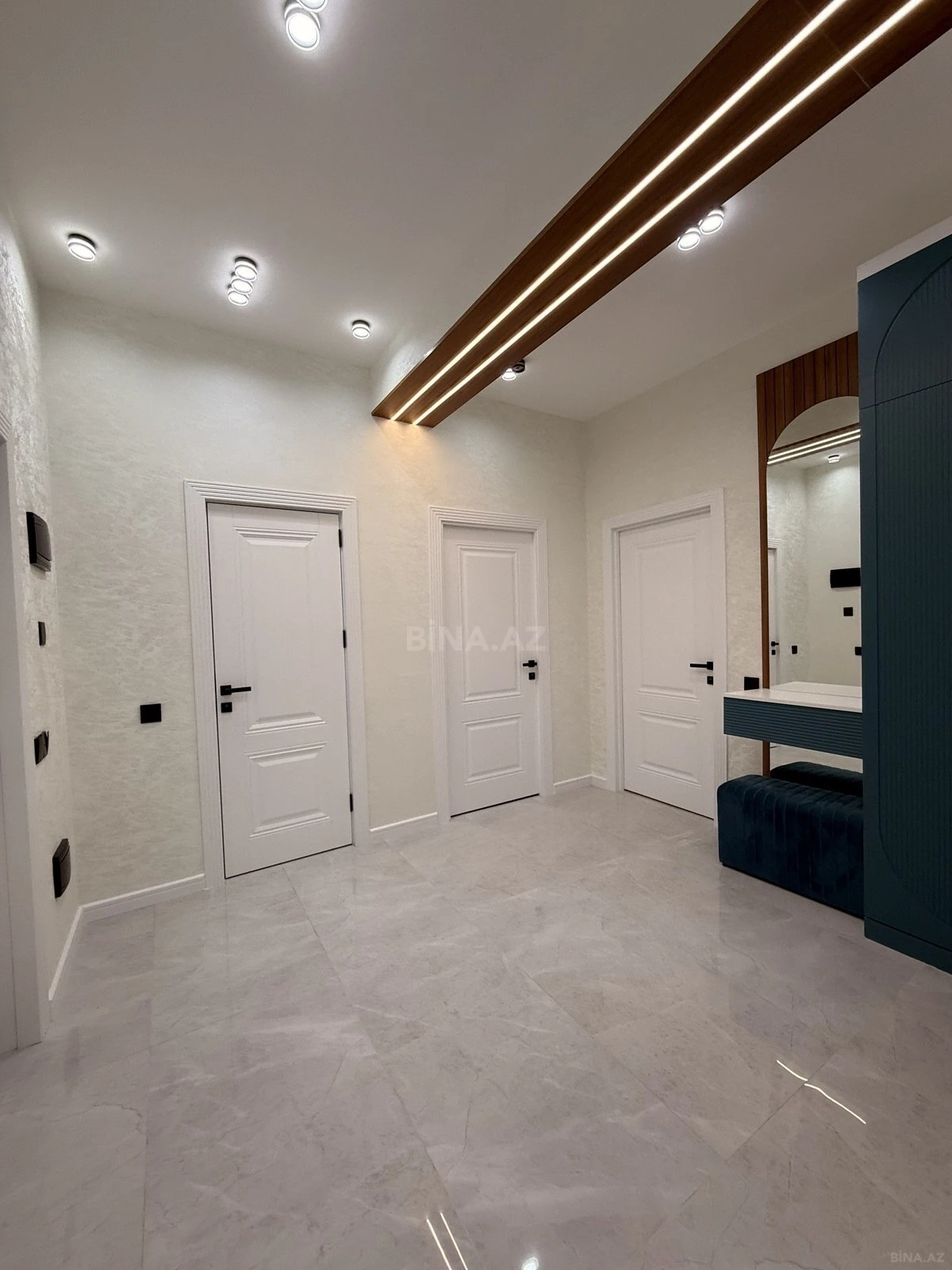 Satılır 3 otaqlı mənzil 96 m²