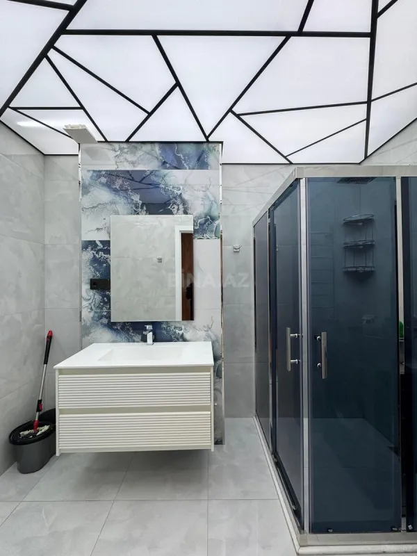 Satılır 2 otaqlı mənzil 92 m²