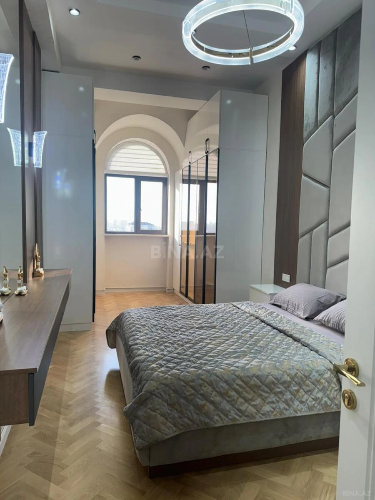 Kirayə verilir 2 otaqlı mənzil 60 m²