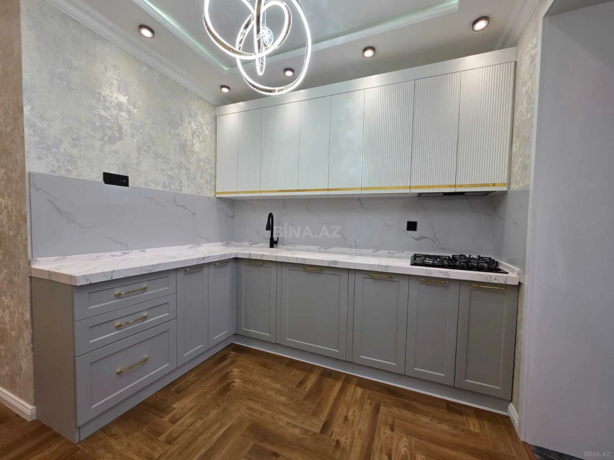 Satılır 3 otaqlı mənzil 80 m²