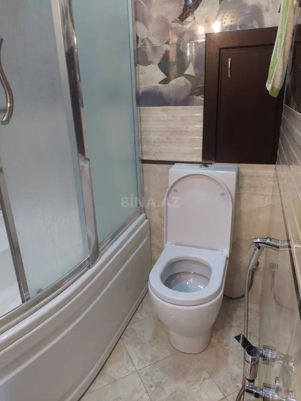 Kirayə verilir 2 otaqlı mənzil 100 m²