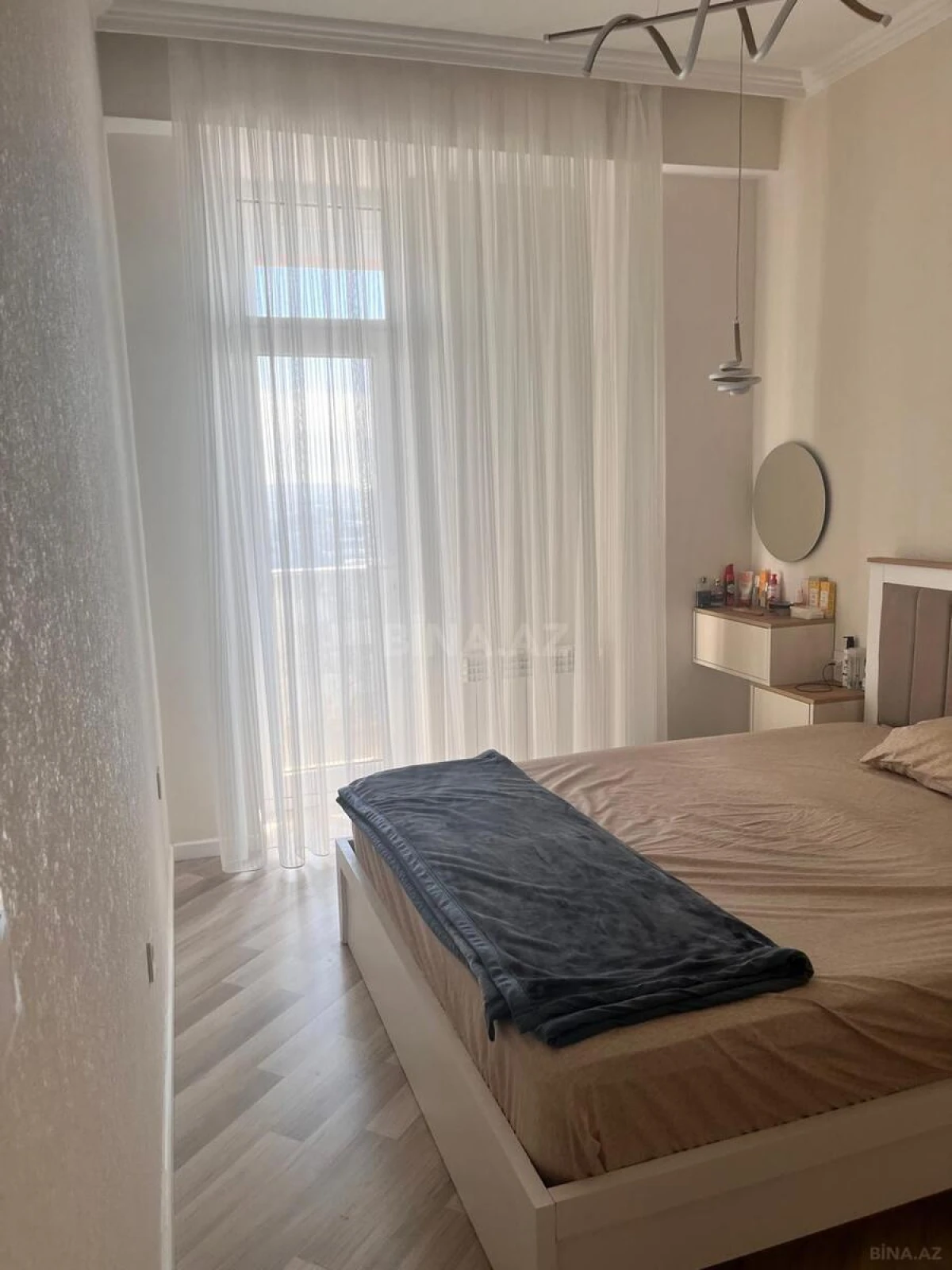 Kirayə verilir 2 otaqlı mənzil 55 m²