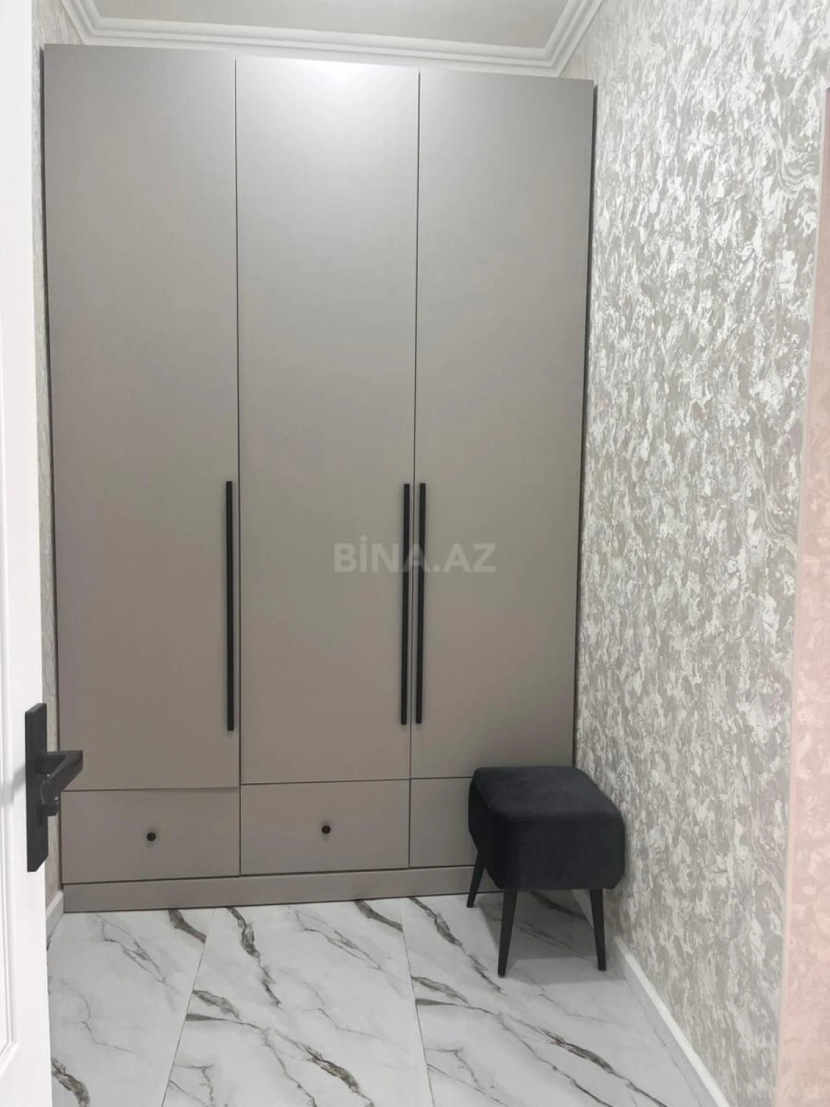 Kirayə verilir 2 otaqlı mənzil 55 m²