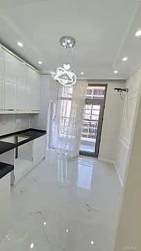 Satılır 3 otaqlı mənzil 106 m²