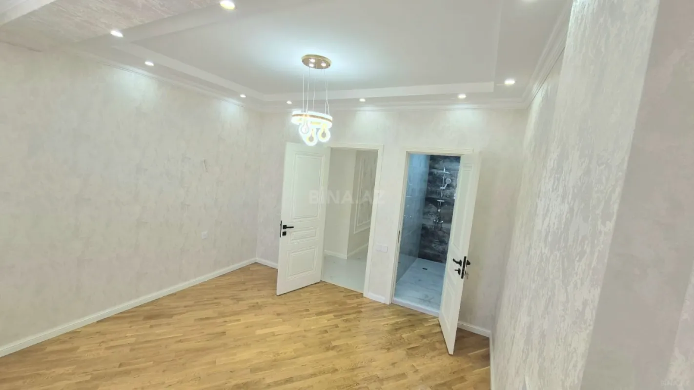 Satılır 3 otaqlı mənzil 106 m²