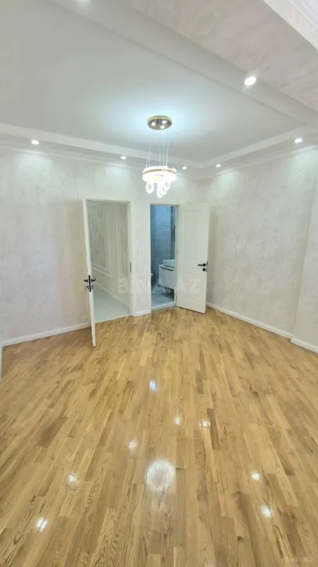 Satılır 3 otaqlı mənzil 106 m²