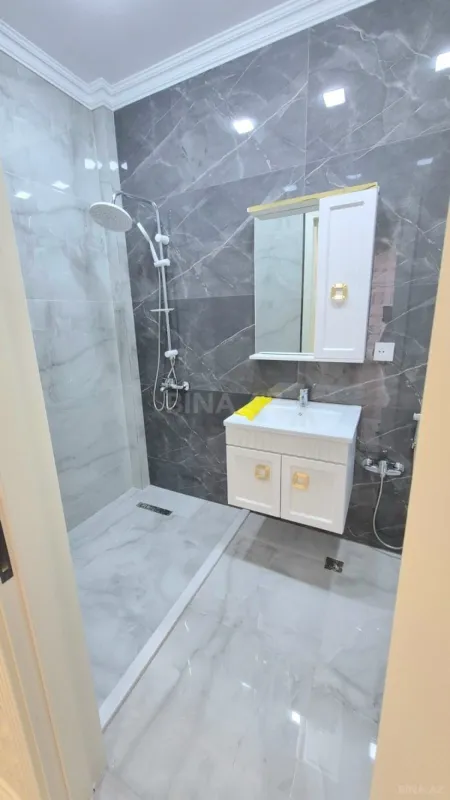 Satılır 3 otaqlı mənzil 106 m²