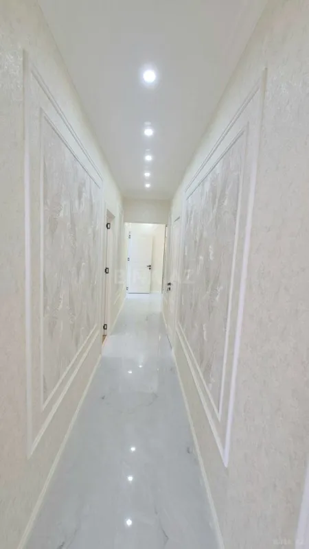 Satılır 3 otaqlı mənzil 106 m²