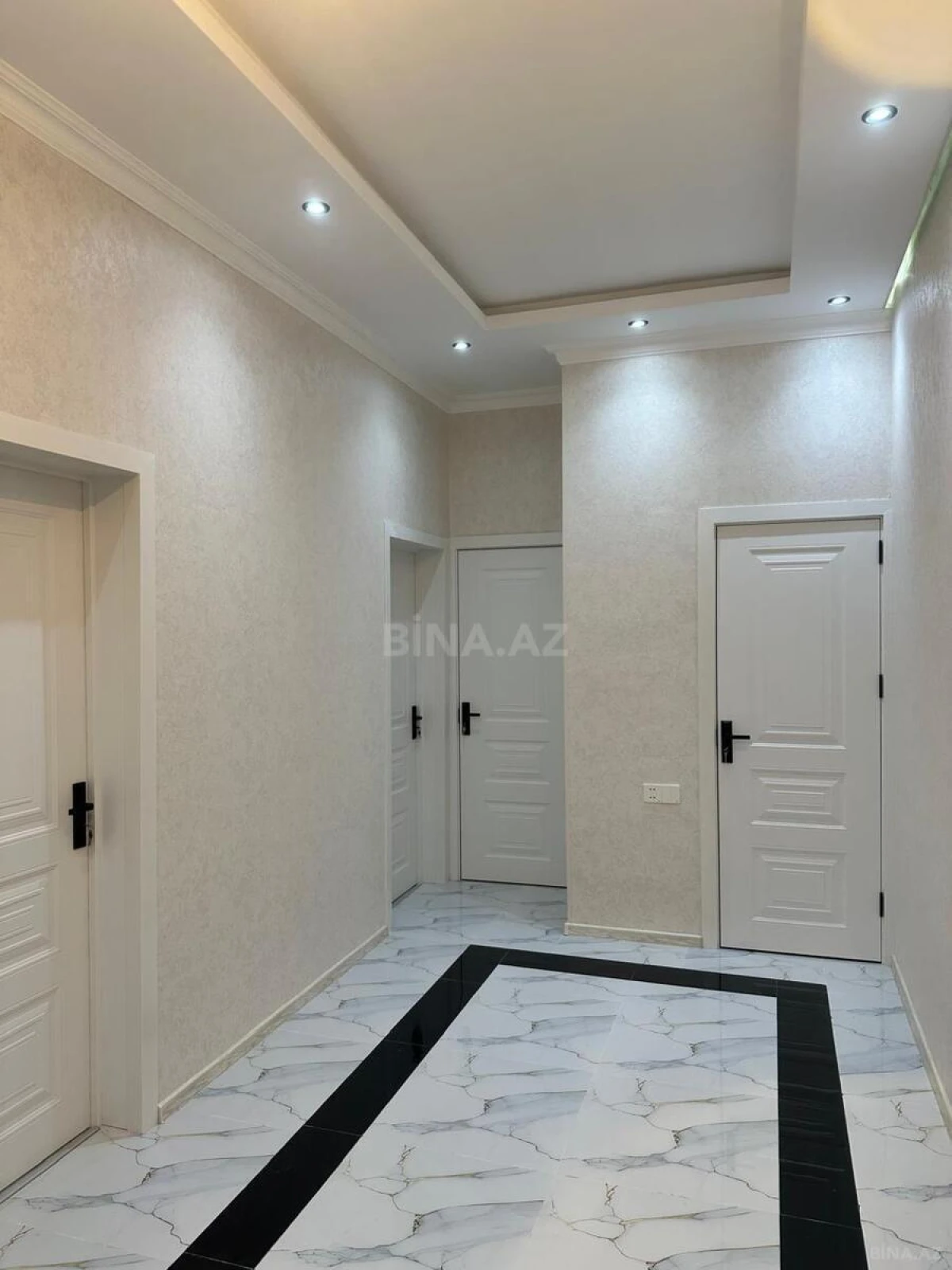 Satılır 3 otaqlı mənzil 86 m²