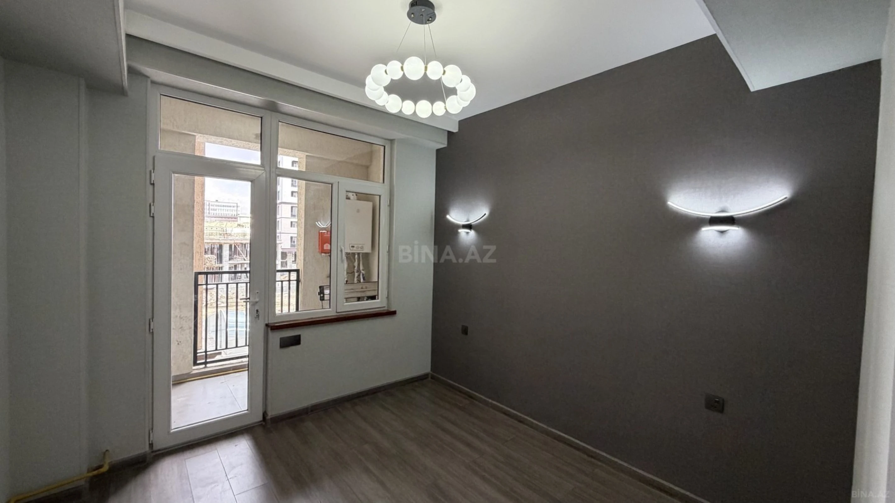 Satılır 2 otaqlı mənzil 57 m²