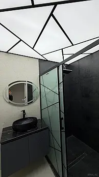 Satılır 2 otaqlı mənzil 57 m²