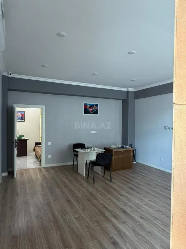 Satılır 3 otaqlı mənzil 110 m²
