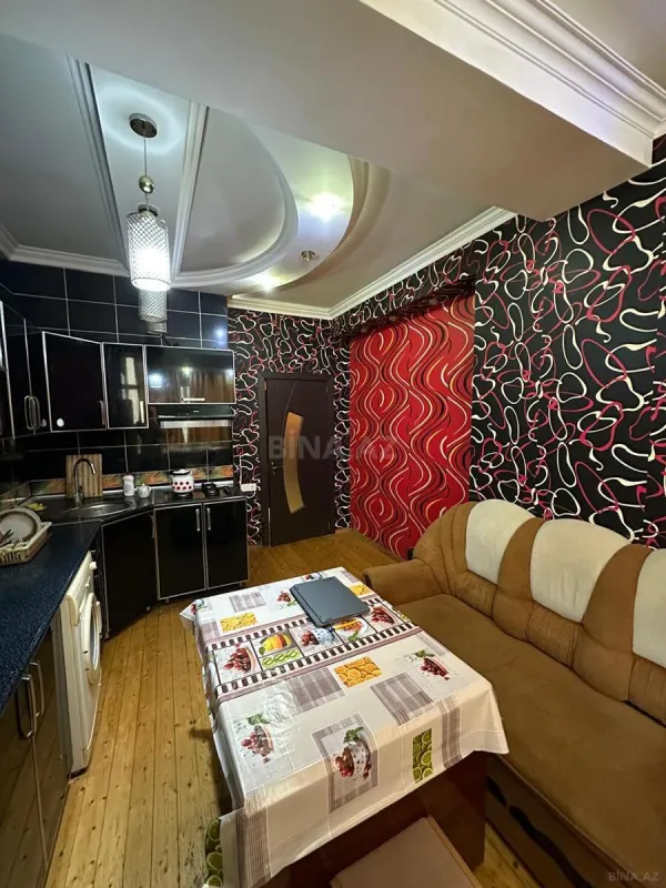 Satılır 2 otaqlı mənzil 75 m²