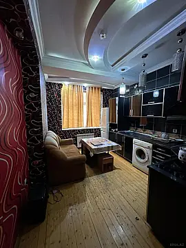 Satılır 2 otaqlı mənzil 75 m²