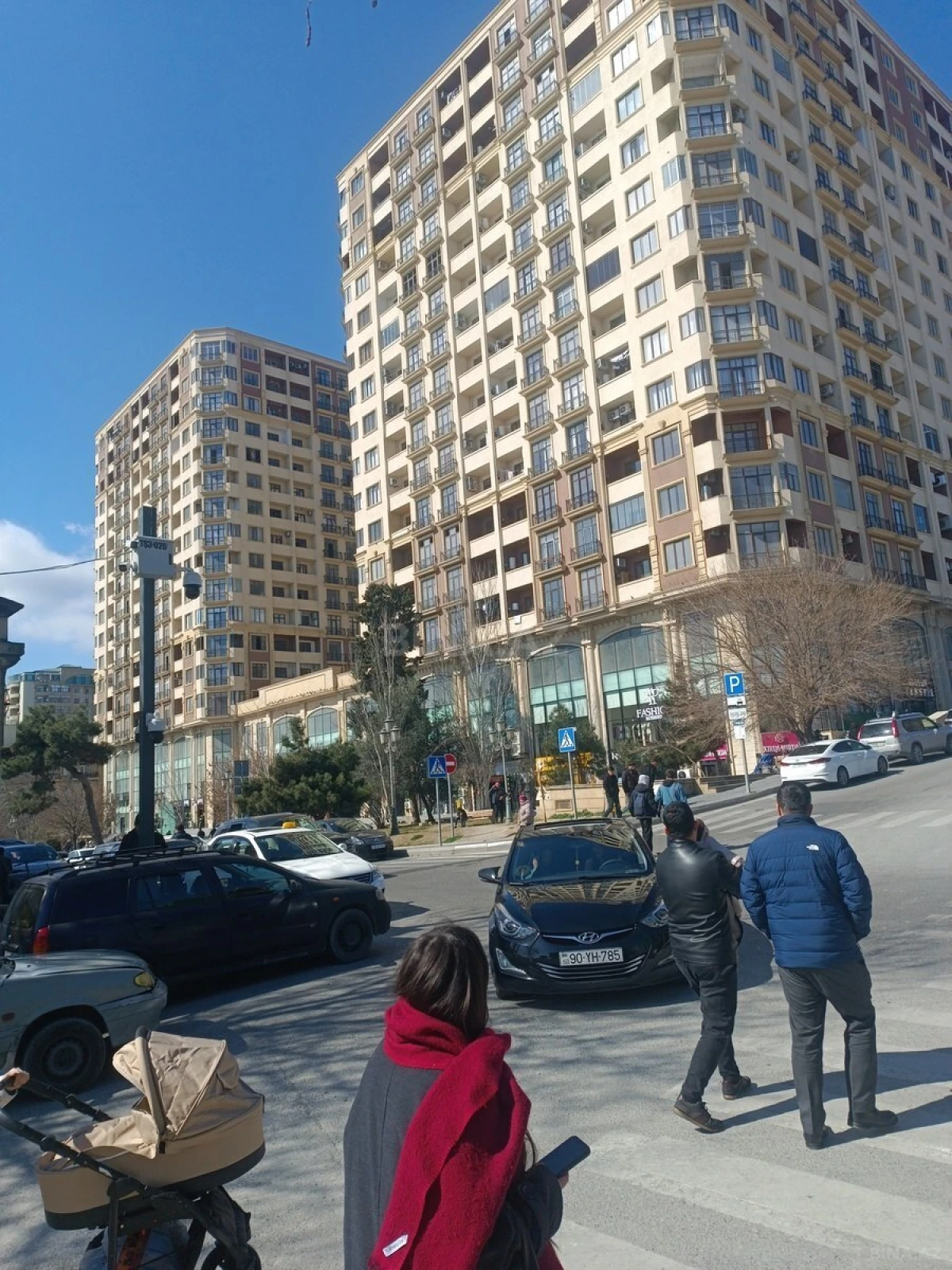 Satılır 3 otaqlı mənzil 164 m²