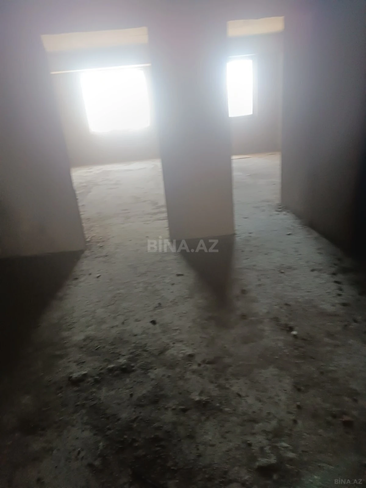 Satılır 3 otaqlı mənzil 164 m²