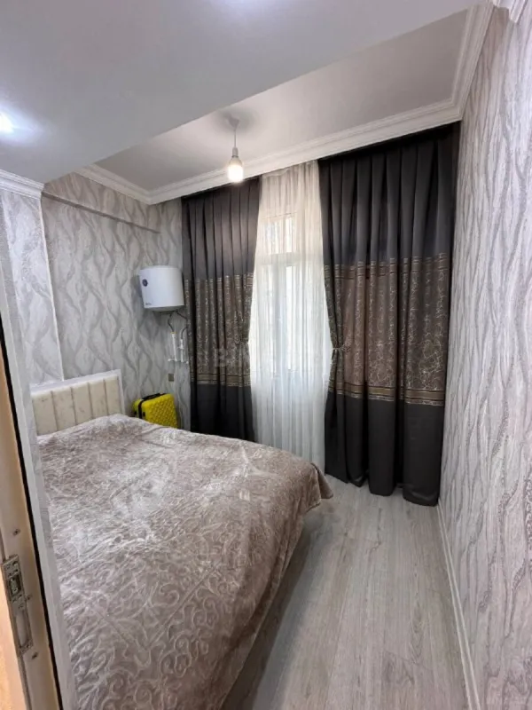 Satılır 2 otaqlı mənzil 30 m²