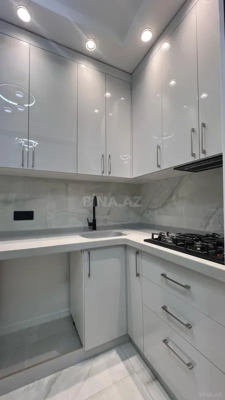 Satılır 2 otaqlı mənzil 60 m²