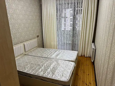 Kirayə verilir 2 otaqlı mənzil 55 m²