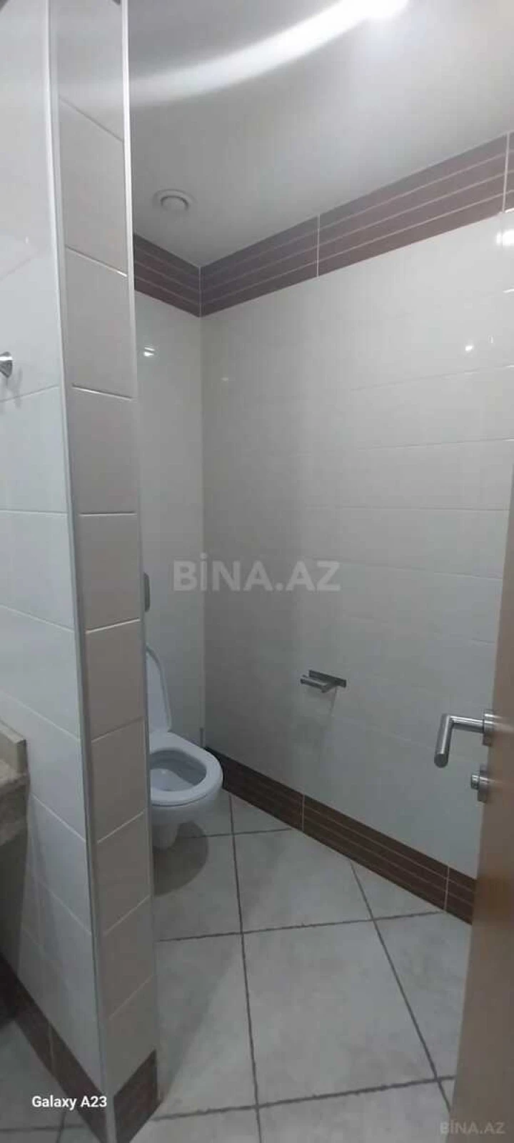 Kirayə verilir 4 otaqlı mənzil 210 m²