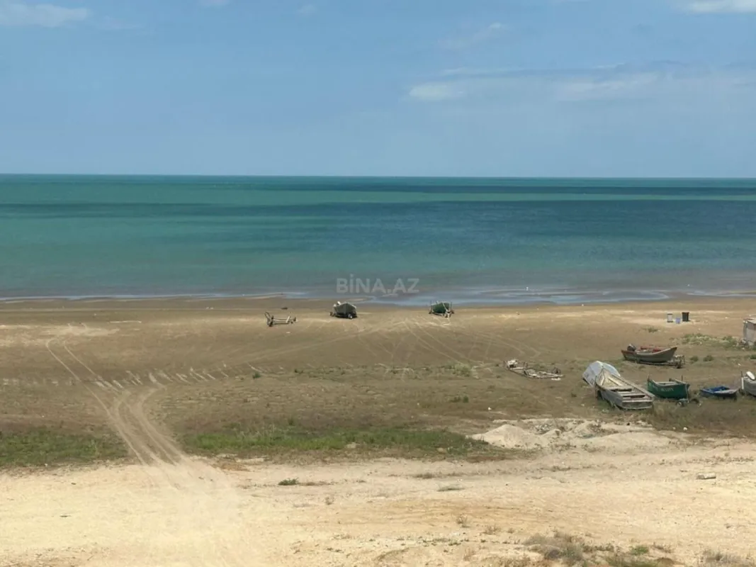 Satılır obyekt 600 m²