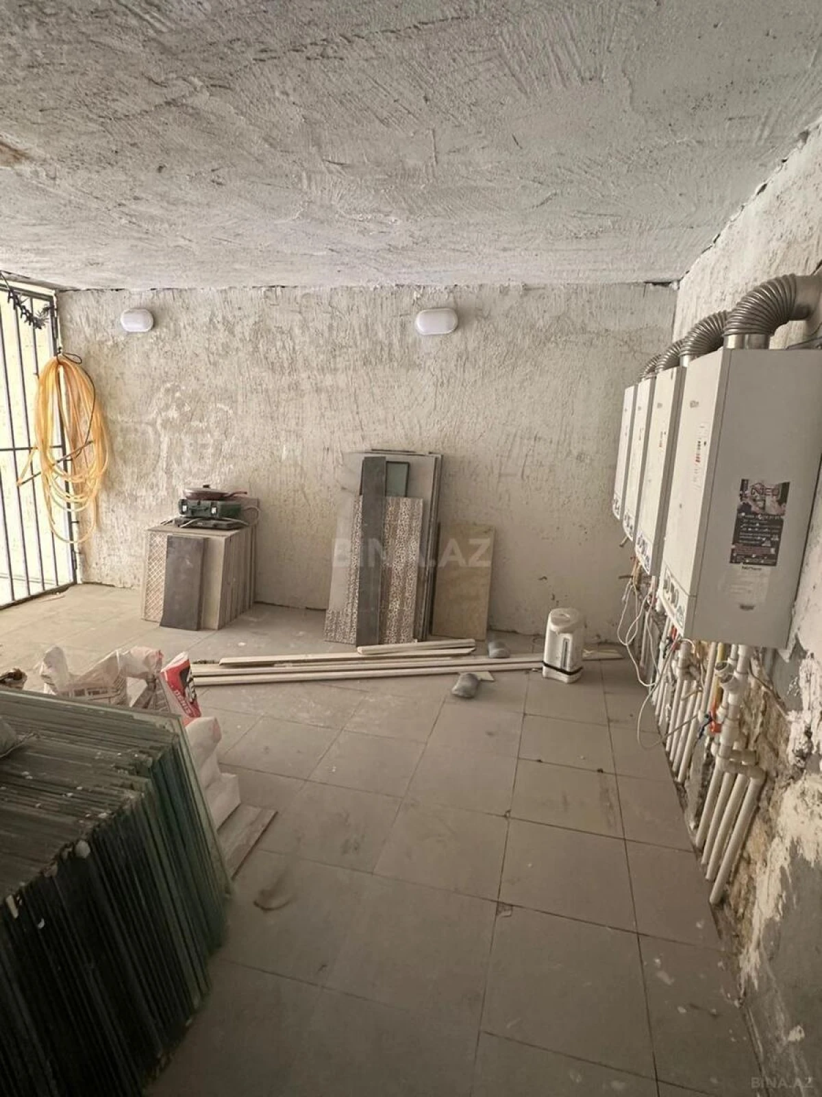 Satılır obyekt 600 m²