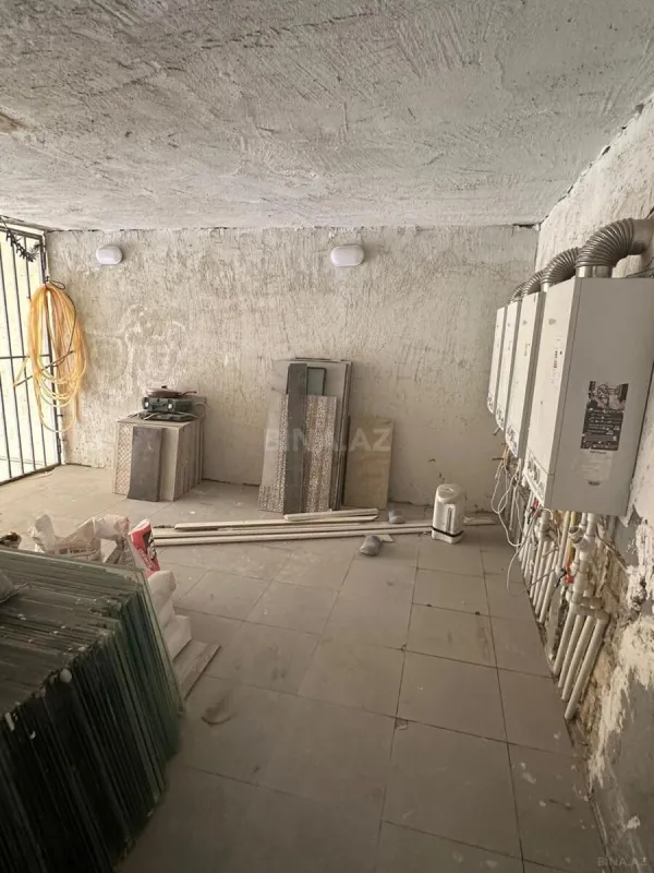 Satılır obyekt 600 m²