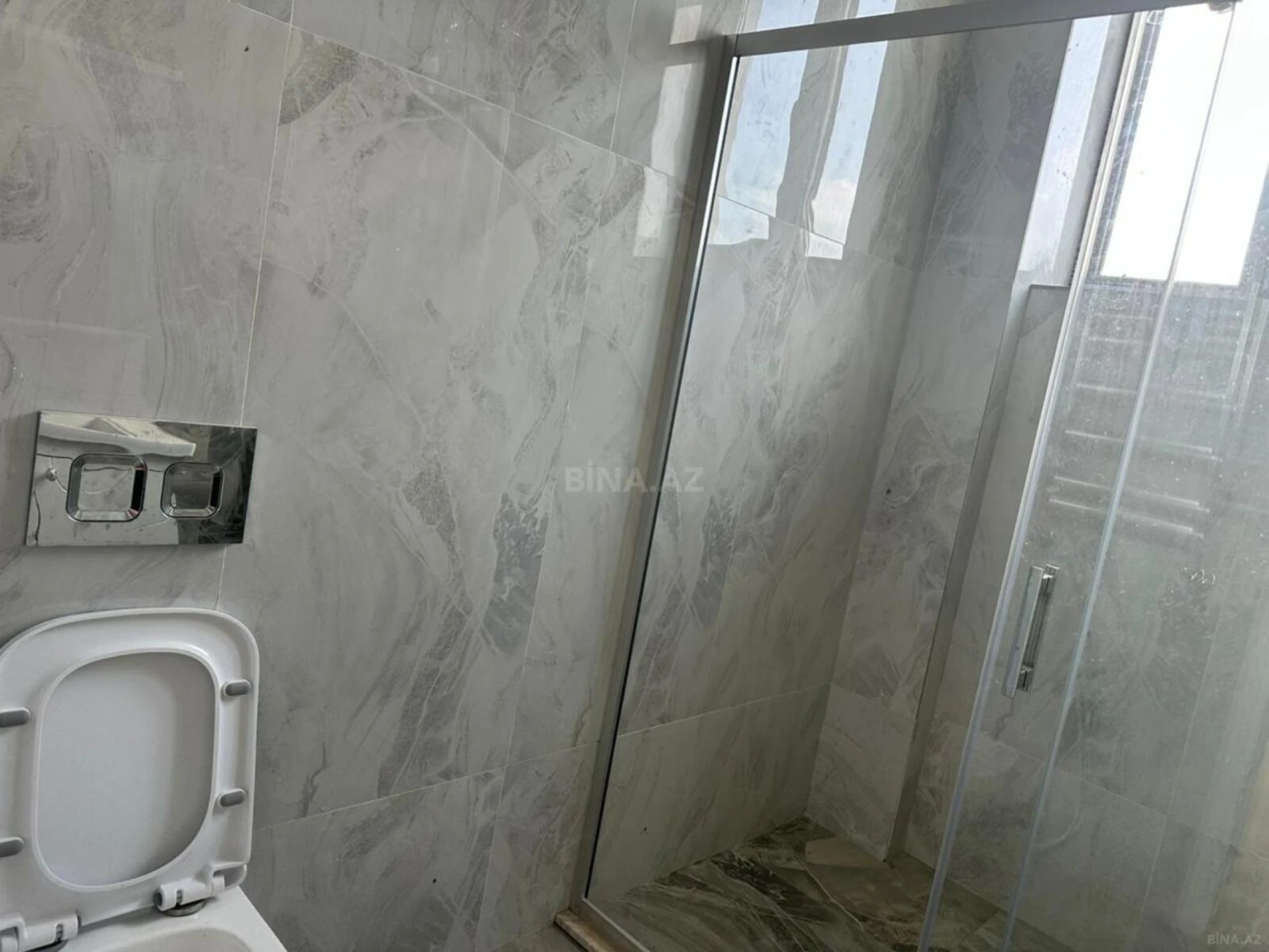 Satılır obyekt 600 m²