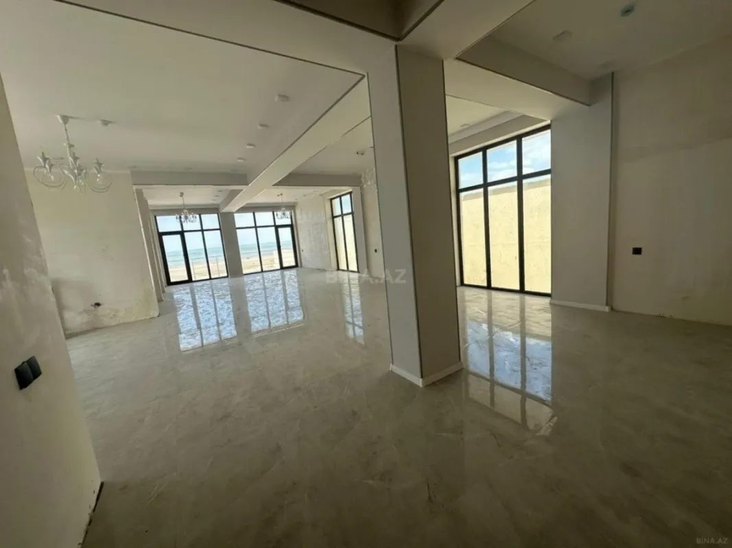 Satılır obyekt 600 m²