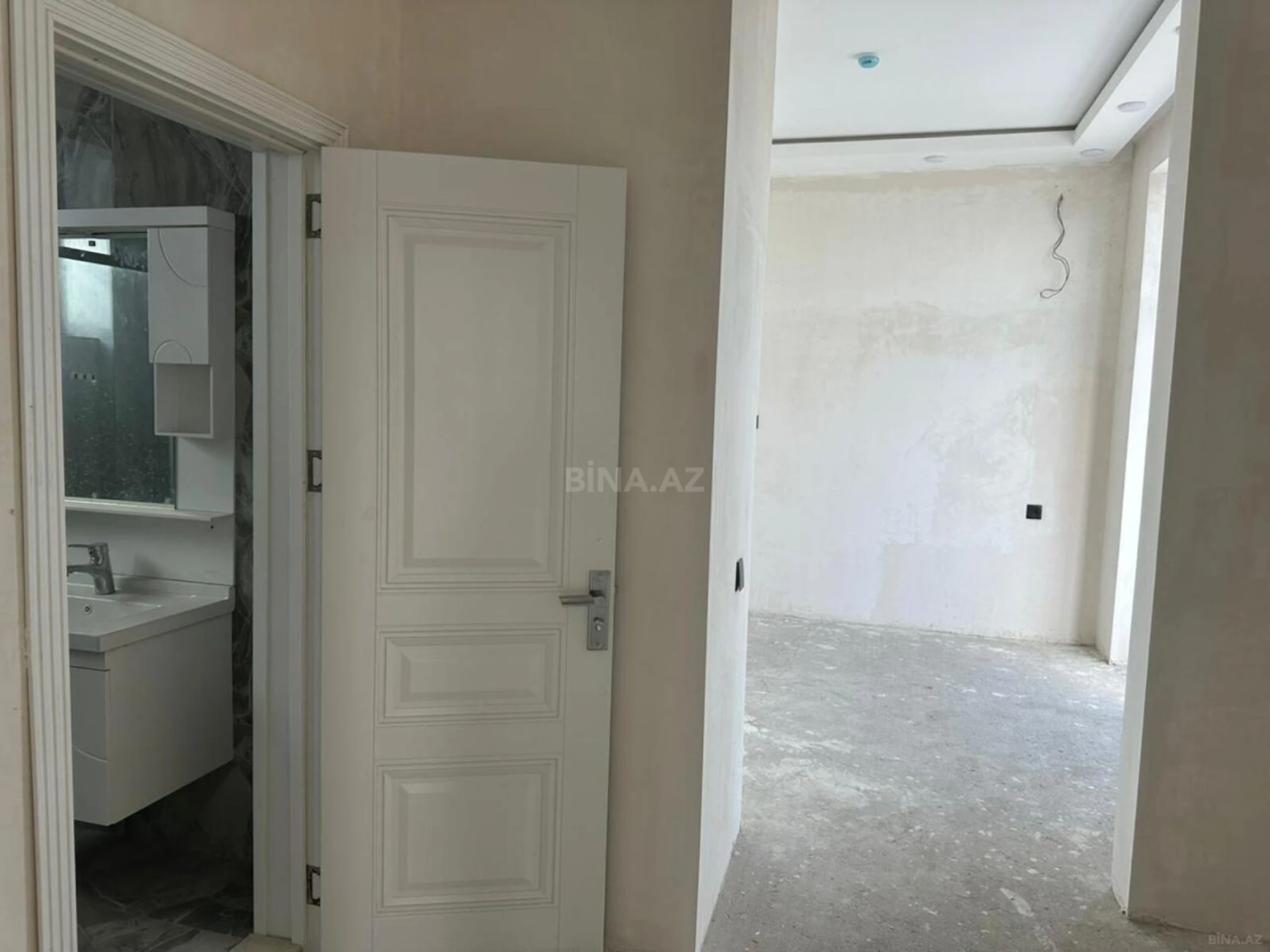 Satılır obyekt 600 m²