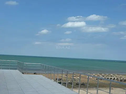 Satılır obyekt 600 m²