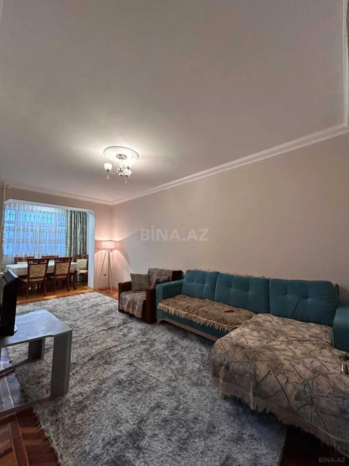 Kirayə verilir 2 otaqlı mənzil 70 m²