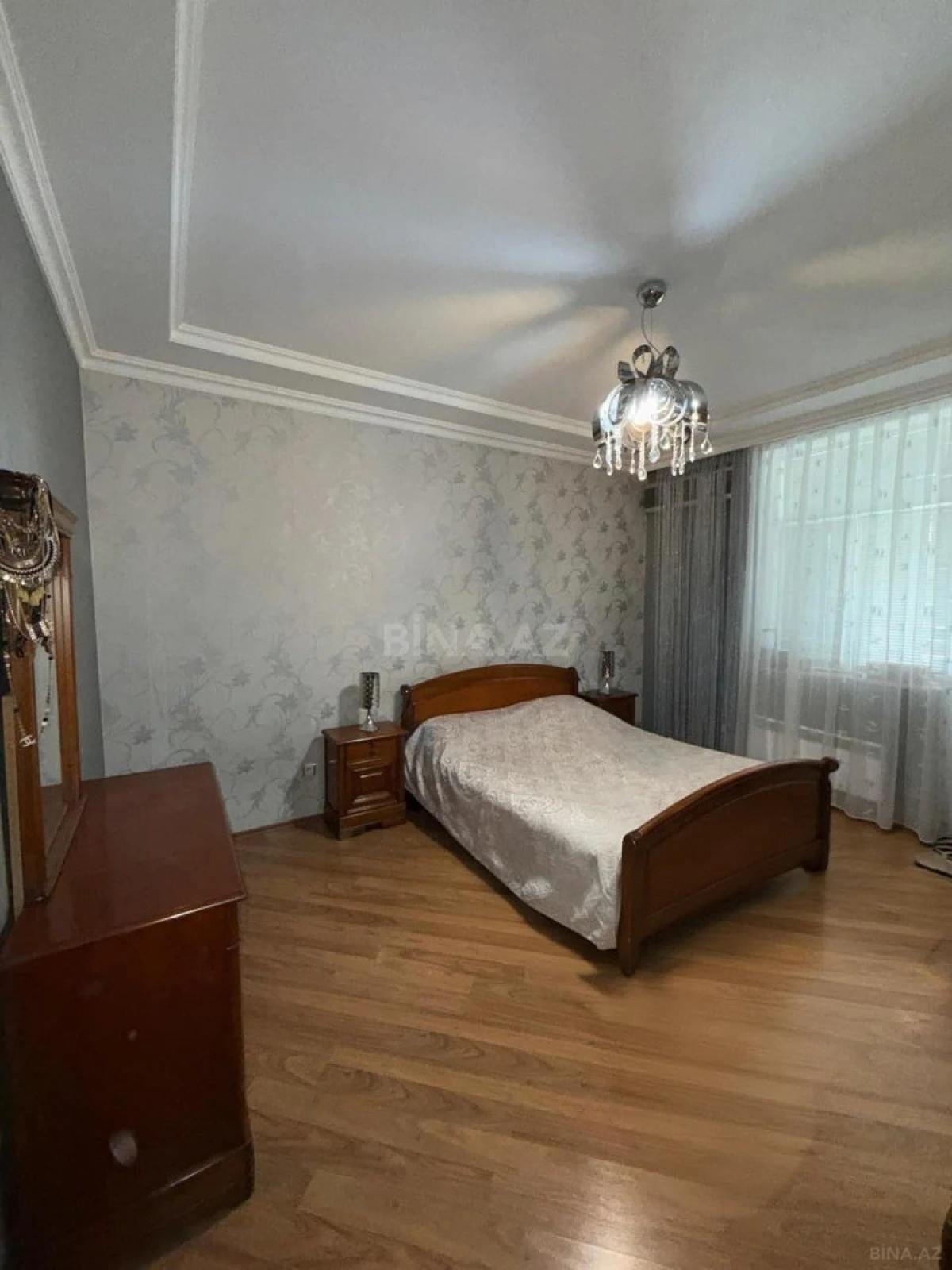 Kirayə verilir 3 otaqlı mənzil 120 m²