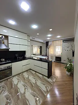 Kirayə verilir 3 otaqlı mənzil 120 m²