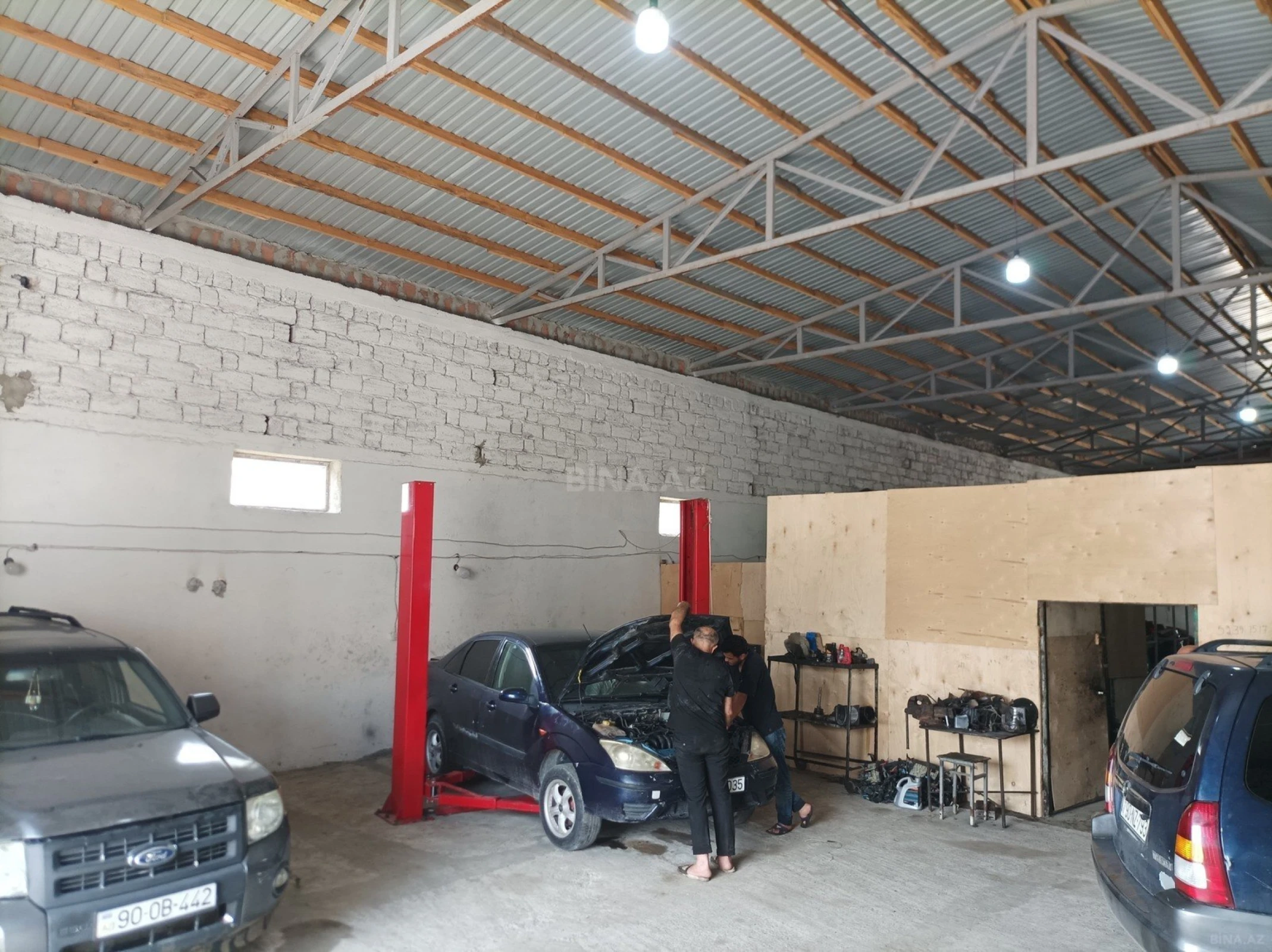 Kirayə verilir obyekt 250 m²