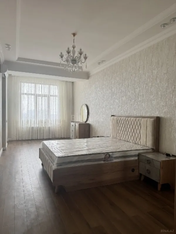 Kirayə verilir 3 otaqlı mənzil 101 m²