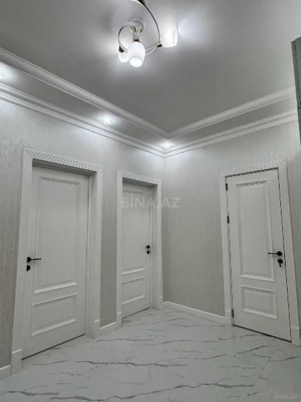 Kirayə verilir 3 otaqlı mənzil 101 m²