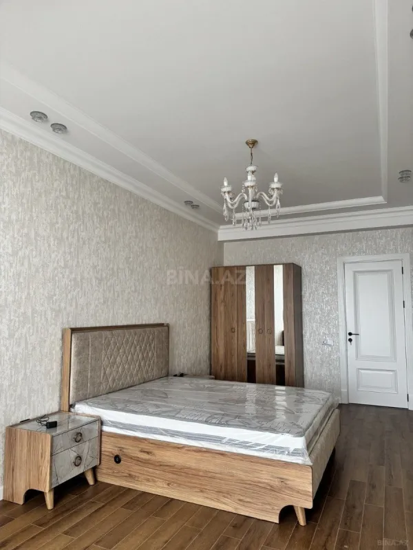 Kirayə verilir 3 otaqlı mənzil 101 m²