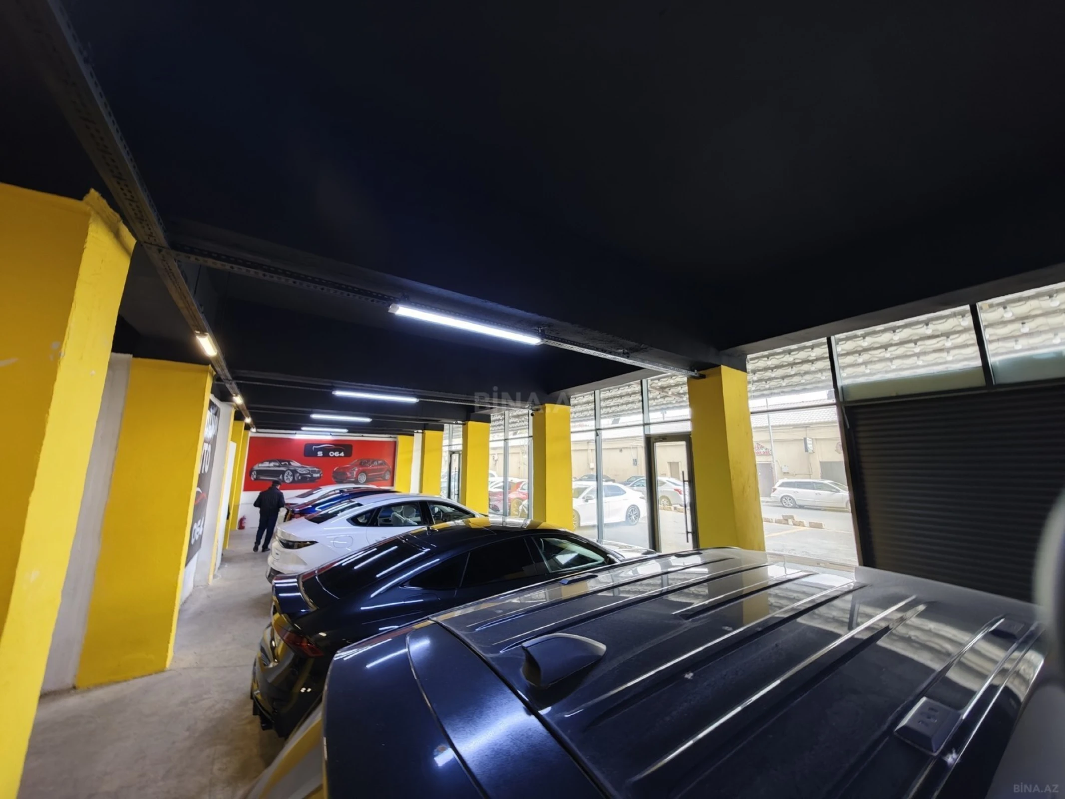 Satılır obyekt 220.3 m²