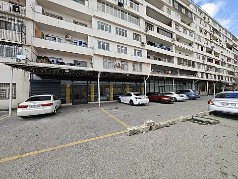 Satılır obyekt 220.3 m² — Bakı, Bakıxanov 220.30 m²