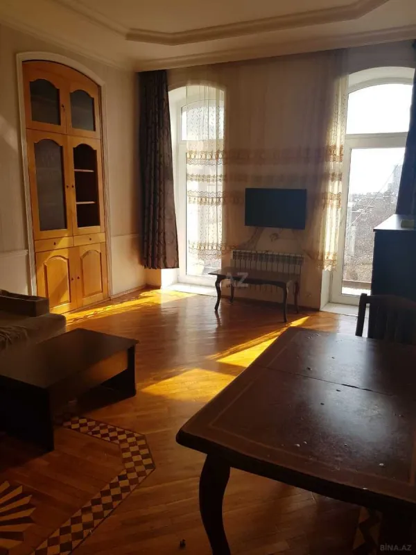 Satılır 3 otaqlı mənzil 60 m²