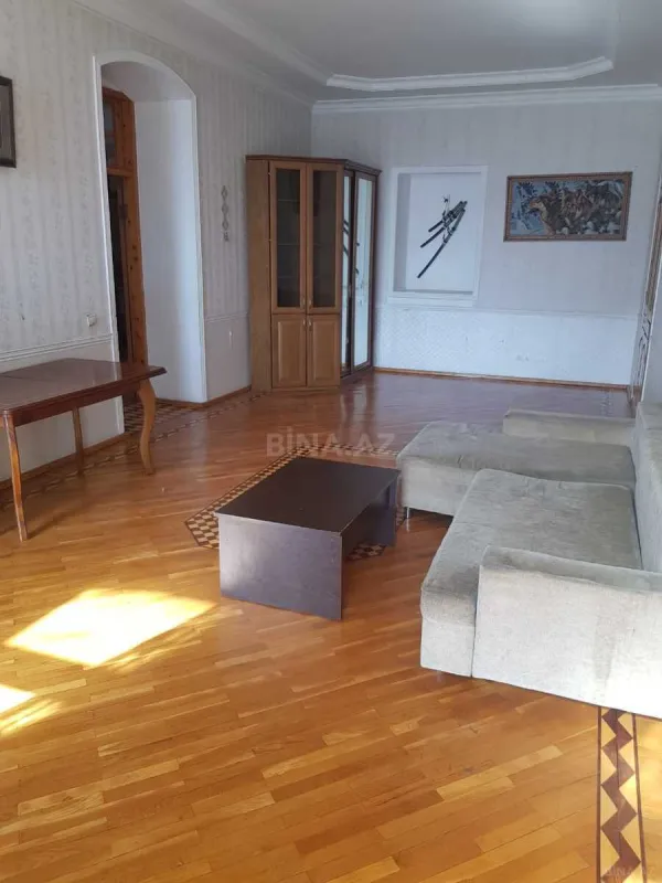 Satılır 3 otaqlı mənzil 60 m²