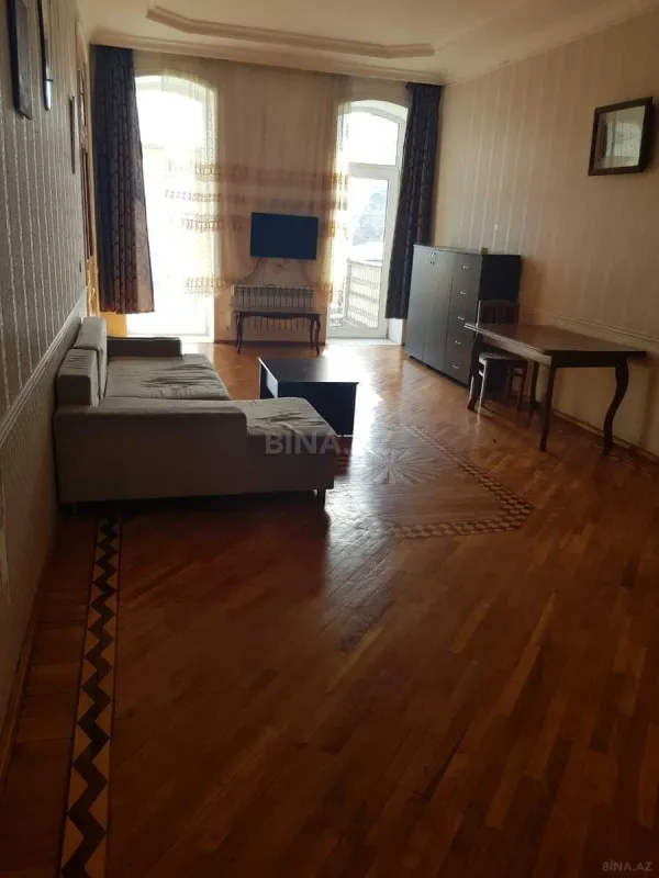 Satılır 3 otaqlı mənzil 60 m²