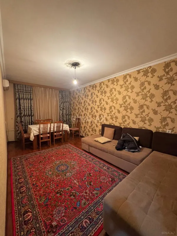 Kirayə verilir 2 otaqlı mənzil 65 m²