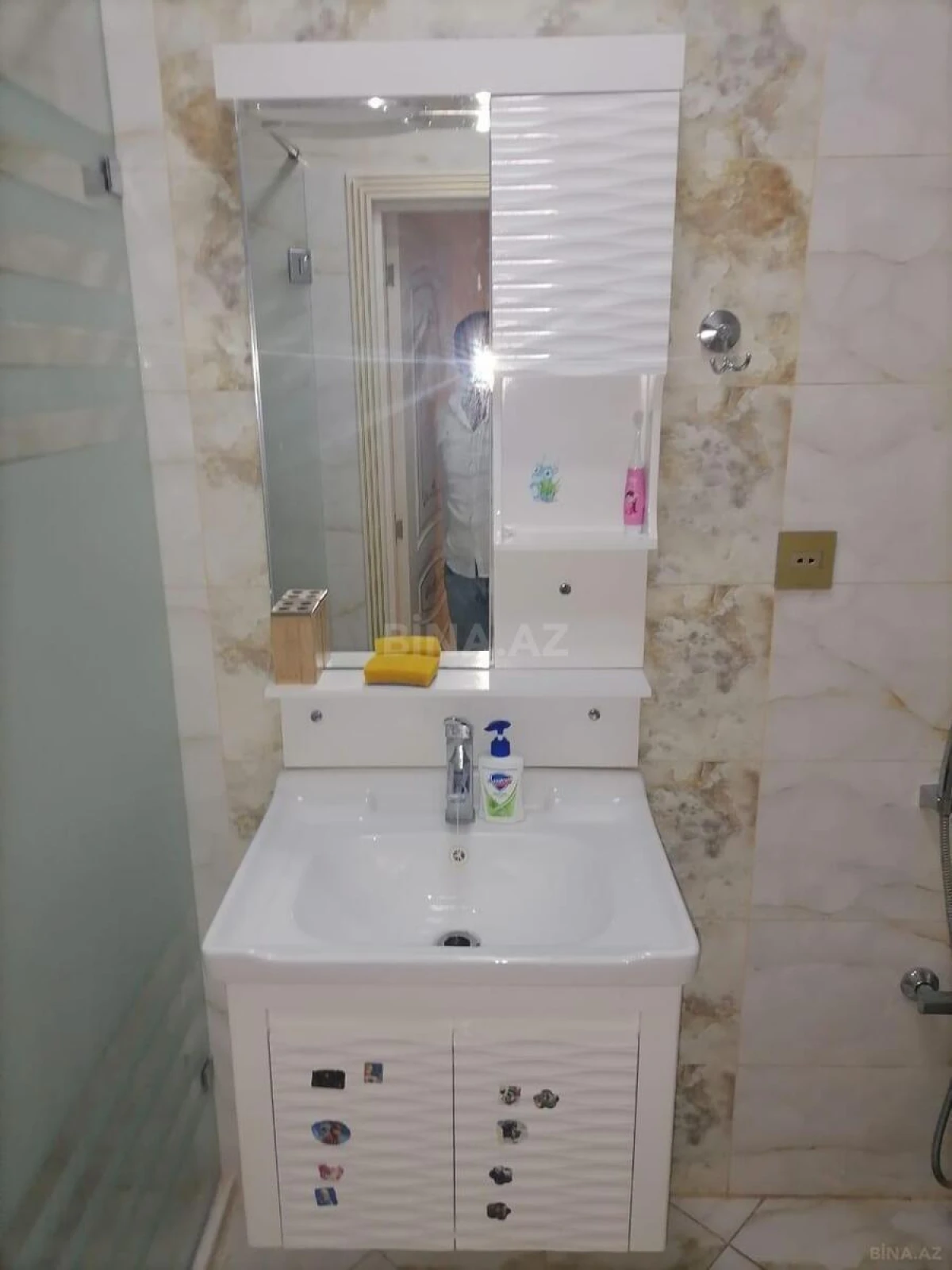 Kirayə verilir 2 otaqlı mənzil 86 m²