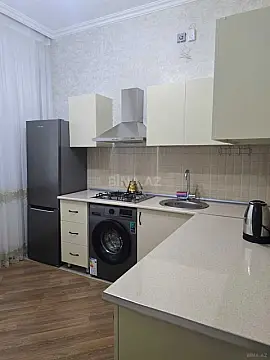 Kirayə verilir 2 otaqlı mənzil 80 m²
