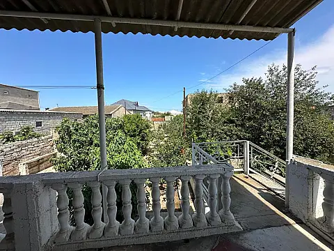 Satılır 3 otaqlı həyət evi 70 m²