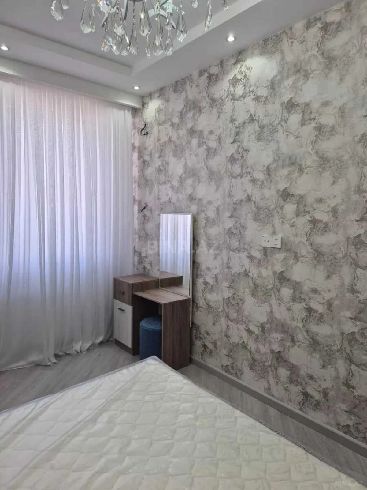 Kirayə verilir 3 otaqlı mənzil 100 m²